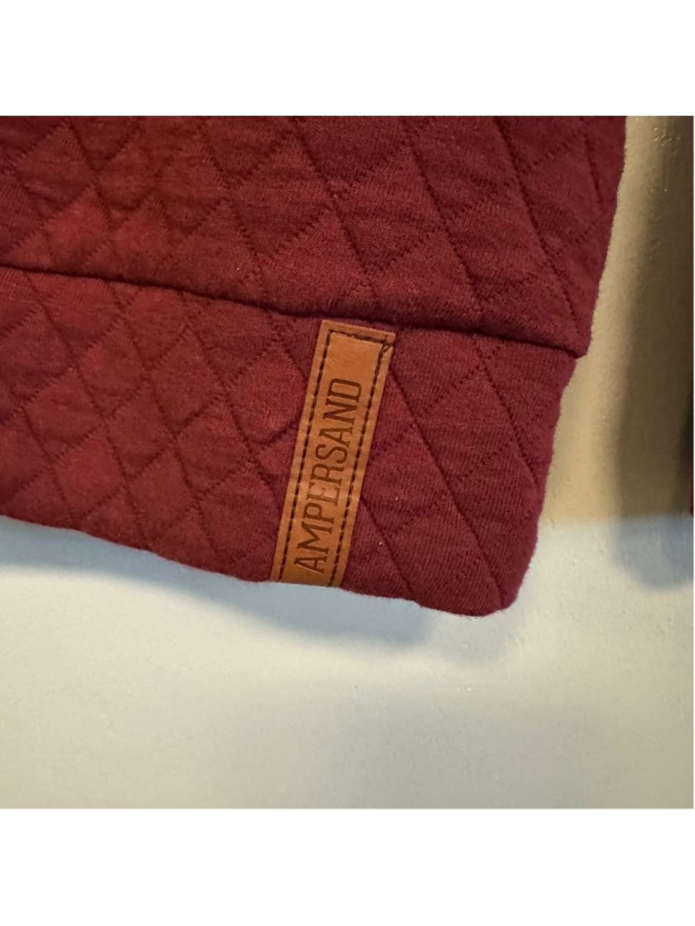 NWT Ampersand Avenue Red & Gray Quilted Hoodie women’s Size Small - Picture 9 of 10